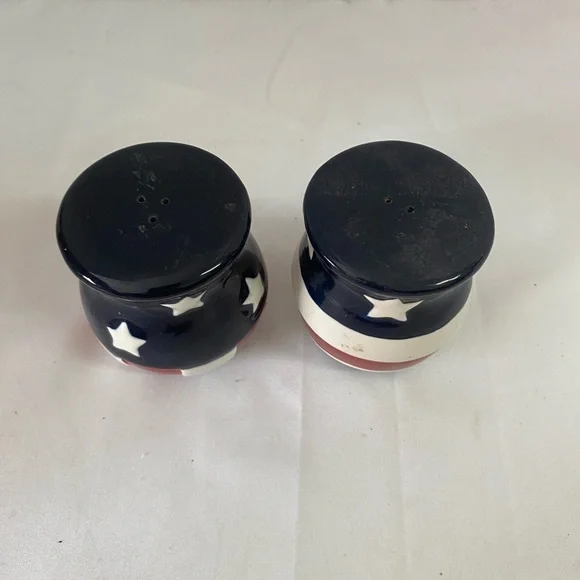 Patriotic Salt & Pepper Set (FH) - Picture 5 of 11